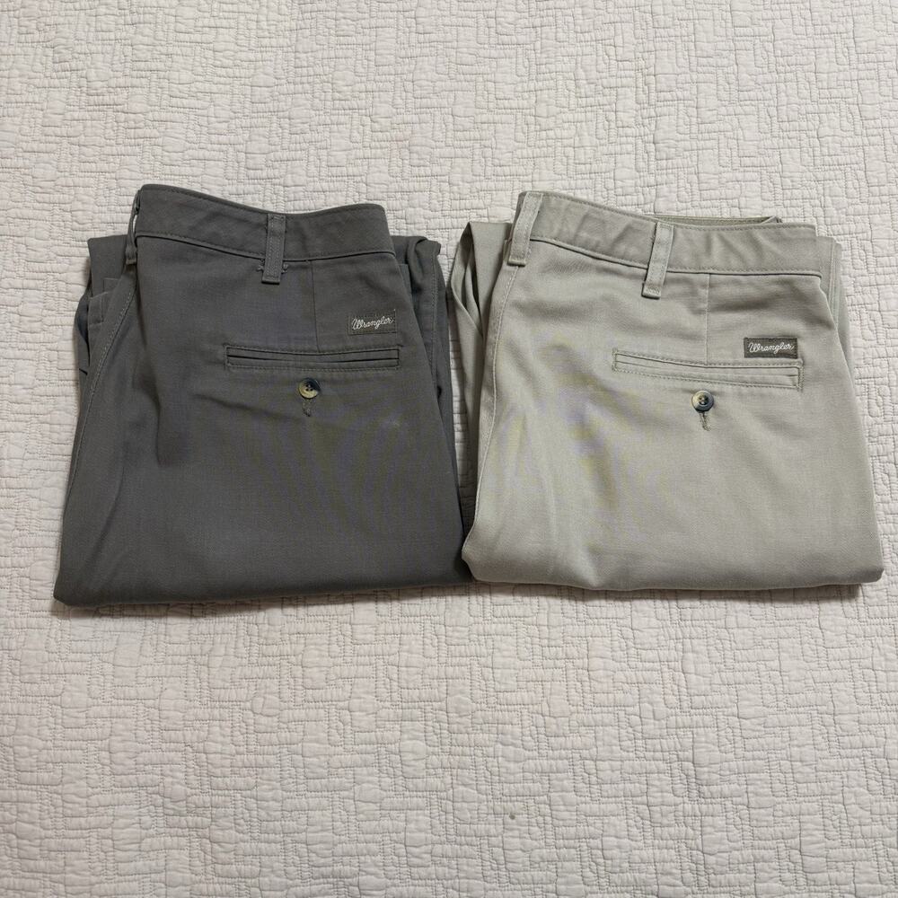 Wrangler Riata Flat Front Relaxed Pants Men's 36 x 31 (Lot of 2)